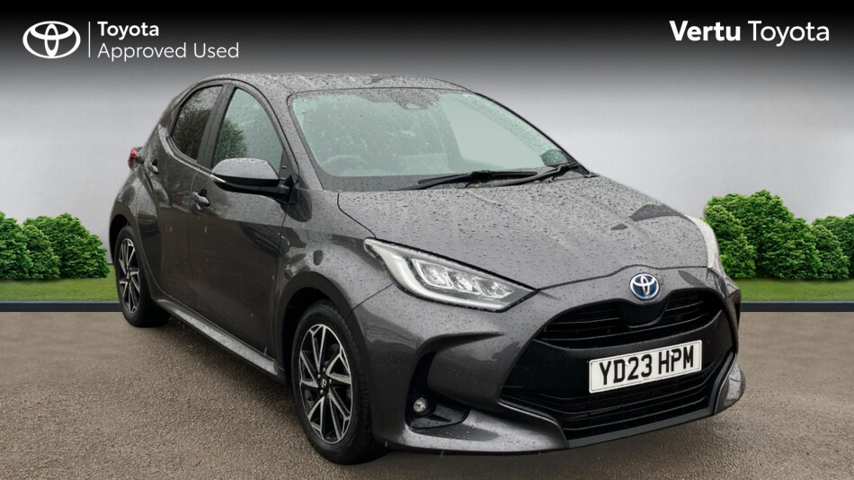 Toyota Yaris 1.5 Hybrid Design 5dr CVT Hybrid Hatchback
